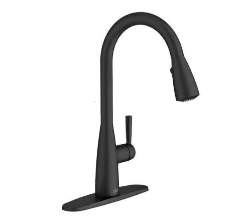 American Standard Fairbury 2S Single-Handle Pull-Down Sprayer Kitchen Faucet in Matte Black - Lot 613JF