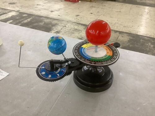 Sun Earth Moon Orbital Model with LED Light - Lot 604