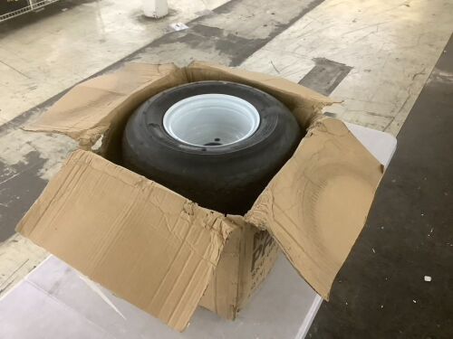 18x8.50-8 Tires, Set of 2 - Lot 275