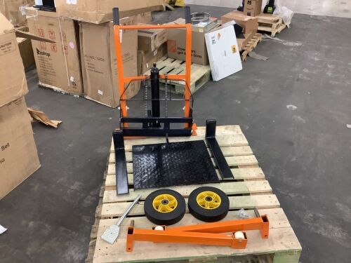 Hydraulic Material Lift Pallet Truck - Missing a Piece  - Lot 348