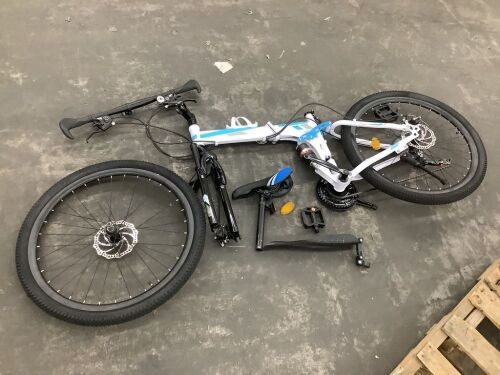 26in Foldable Mountain Bike 21 Speed - Needs Adjusted & Fully Assembled - Lot 349