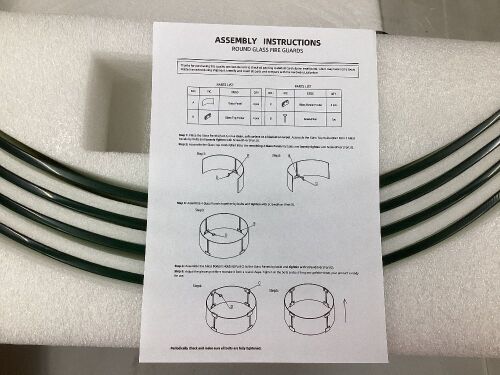 Fire pit wind Guard 23" glass wind guard  - Lot 127