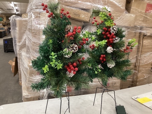 Trqups Holiday PLanters, Holiday Planter Filler, Prelit Holiday Planter With Cones Golden & Red Berries, and 60 LED lights - Lot 151