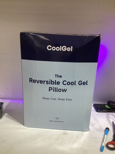 CoolGel reversible cool Gel Pillow - Lot 383