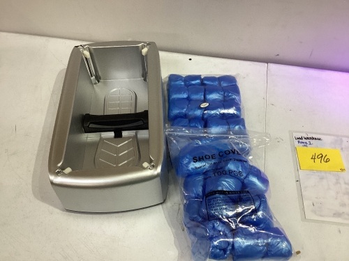 Show cover dispenser with 200 shoe covers. - Lot 496