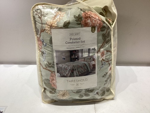 THRESHOLD Printed Comforter Set FULL/QUEEN - Lot 529