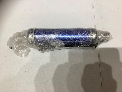 muffler - Lot 261