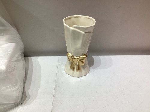 "Wrapped Paper" Vase, Lot of 5 - Lot 89