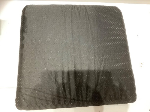 Gel Comb Chair pad - Lot 318