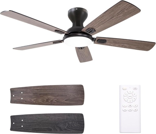 52 inch Ceiling Fan with Lights and Remote - Lot 1744