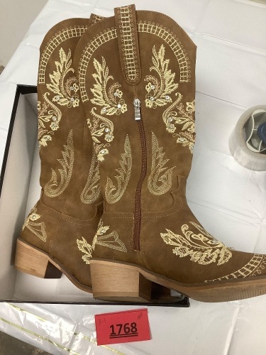 Cowboy Boots for Women - Lot 1768
