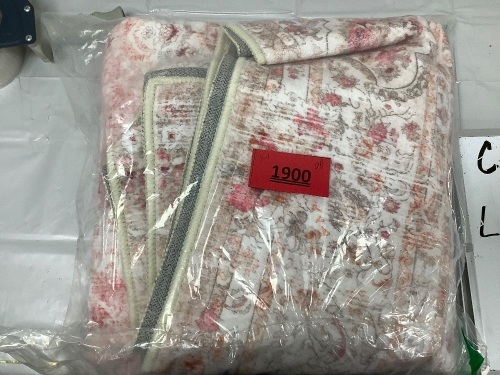 Large Area Rug - Lot 1900