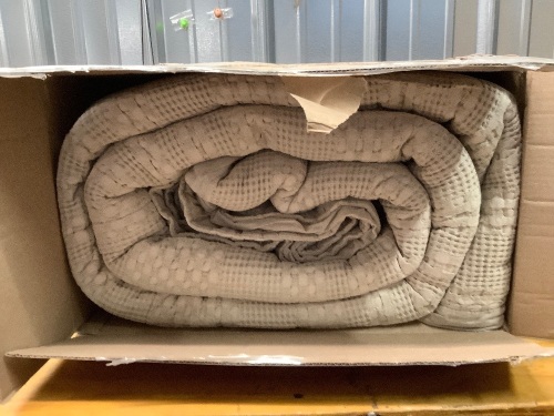 Cotton Blanket Queen - Lot 1839
