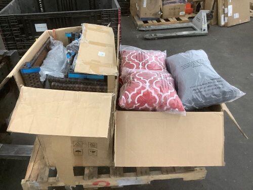 Incomplete Patio Furniture  - Lot 329