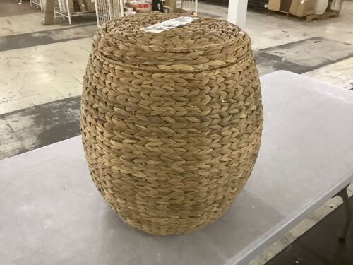 Vintage Hyacinth Storage Tote Basket, Organizer w/ Lid - Lot 680
