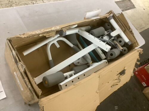 Power Plank Ab Workout Equipment  - Lot 740