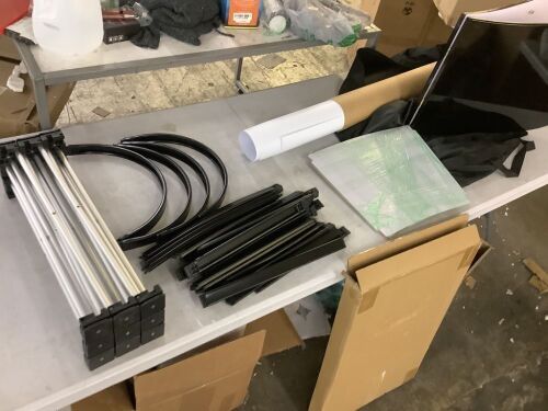 Pop-Up Retail/Display Counter - No Instructions - Lot 710