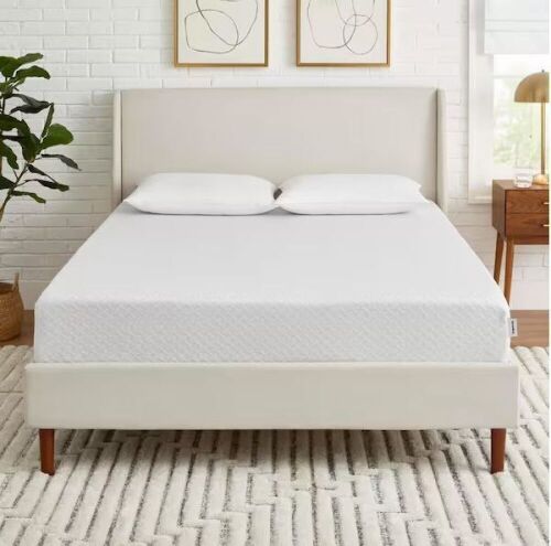 StyleWell Twin Medium Cooling Memory Foam 10 in. Bed-in-a-Box Mattress - Lot 69JF