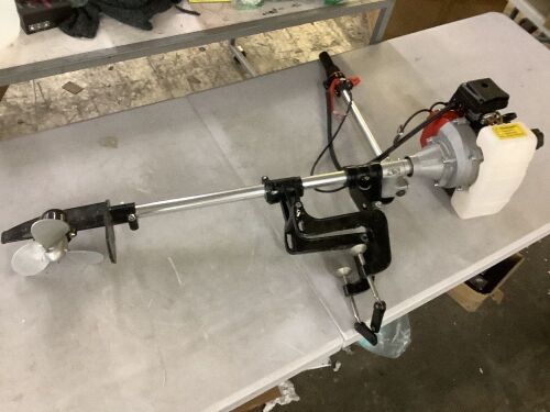 3.5HP 2 Stroke Outboard Motor, Manual Pull Start - Engine Has Compression - Lot 906