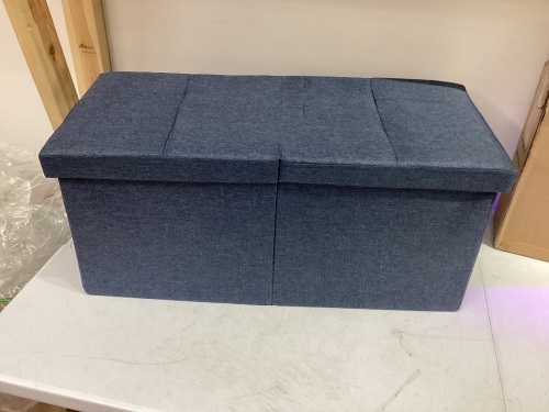 Curoca Storage Ottoman  - Lot 289