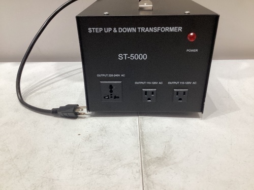 st-5000 Step up & Down Transformer - Lot 18