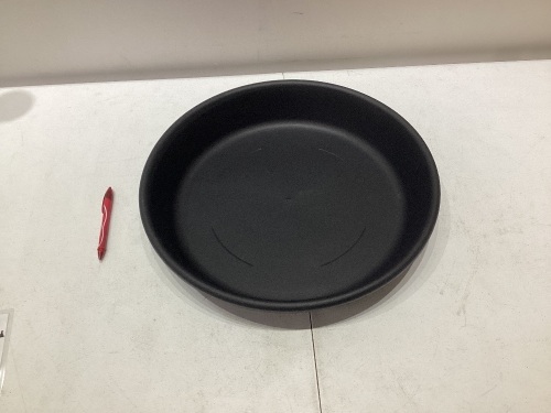 Saucer for 20in pot black - Lot 136