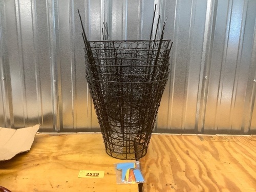 VINAER Garden Metal Wire Baskets, 6-Pack - Lot 2529