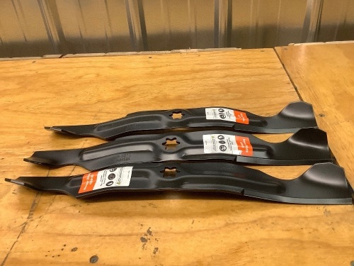 Set of 3 Mower Blade 40MnB - Lot 2815