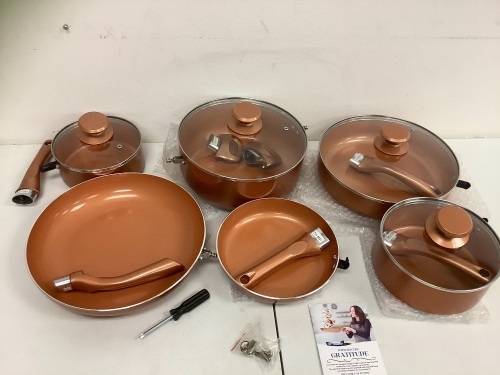 Kutime Cookware Set, Appears New, Sold as is - Lot 16A