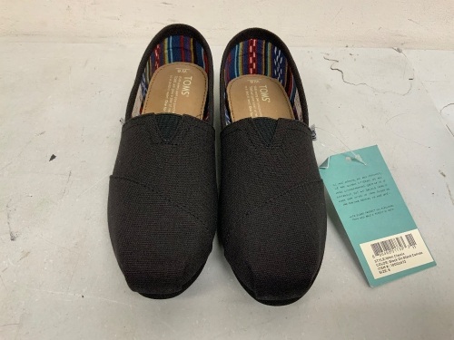 Toms for Women, Size 6, Appears New - Lot 24