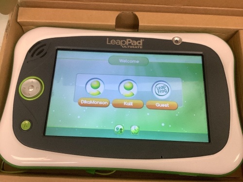 Leap Frog Leap Pad, Powers Up, E-Commerce Return, Sold as is - Lot 44