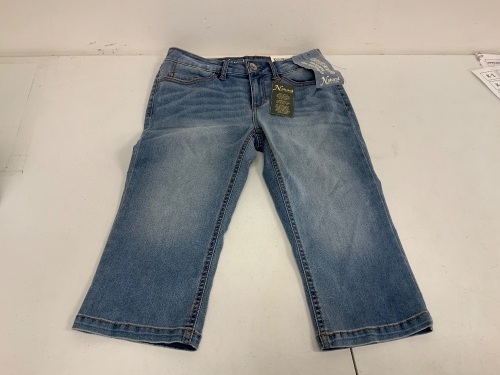 Natural Reflections Womens Jeans, Size 2, E-Comm Return - Lot 152