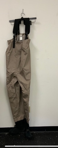 Mens Waders, LT, E-Comm Return - Lot 182