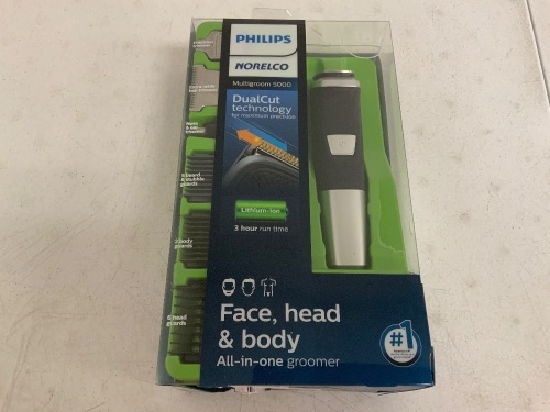 Phillips All-in-One Groomer, E-Comm Return - Lot 277