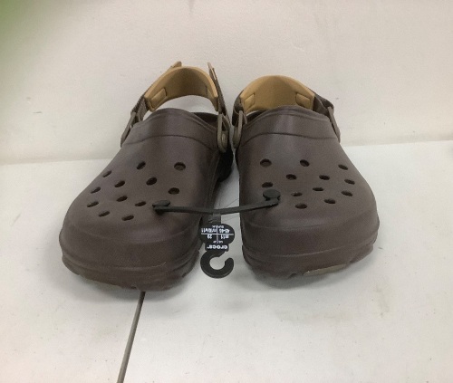 Crocs for Men, Size 11, Appears New - Lot 288