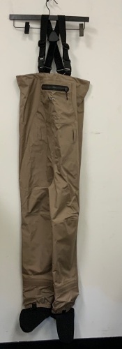 White River Mens Waders, Small, E-Comm Return - Lot 535