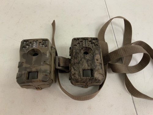 Lot of (2) Trail Cams, E-Comm Return - Lot 537