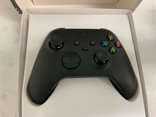 Xbox Controller, E-Comm Return - Lot 649