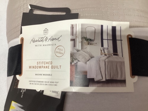 Hearth & Hand Windowpane Stiched Quilt Full/Queen - Lot 261