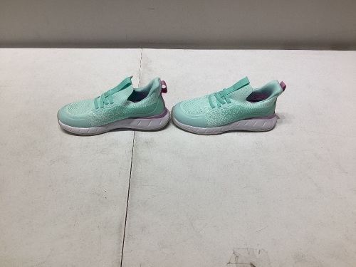 All in Motion Size 1 Kids Slip on Sneakers - Lot 252