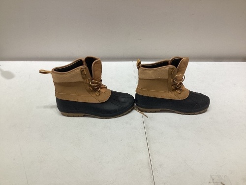 Women's Leather Duck Boots size 10 - Lot 246
