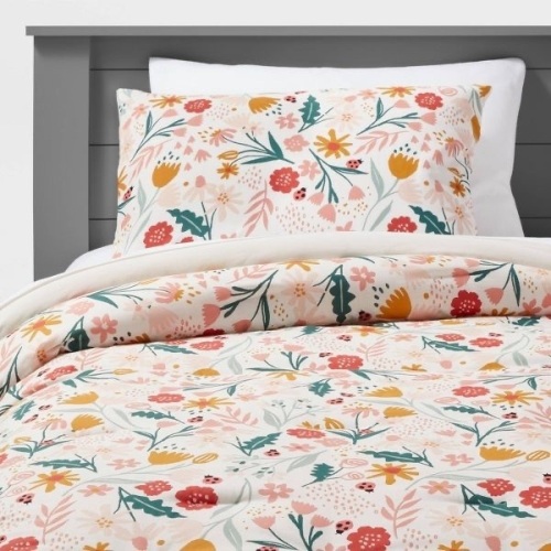 Twin Garden Floral Kid's Comforter Set- Pillowfort - Lot 105