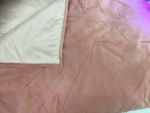 Twin Pillowfort Pink Comforter - Lot 122