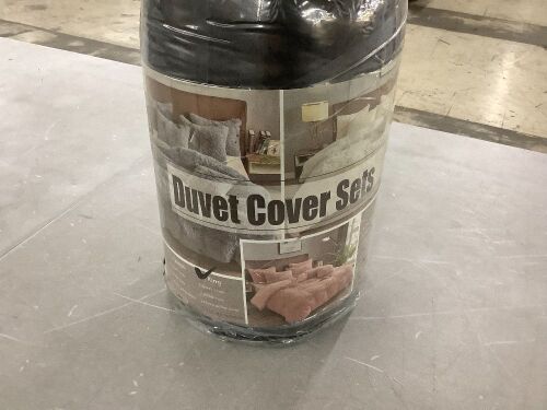 King Size Duvet Cover Set  - Lot 402