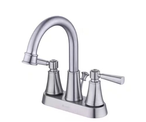 Delta Portwood 4 in. Centerset 2-Handle Bathroom Faucet in Chrome - Lot 426