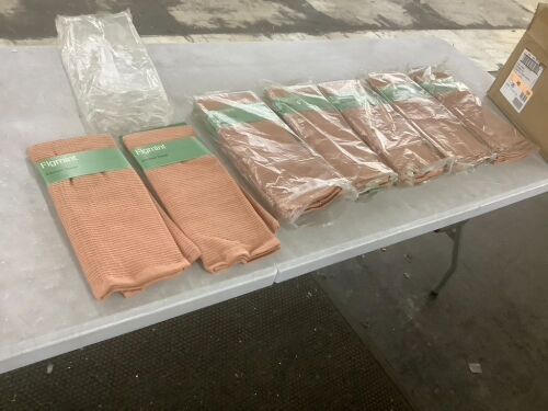Case of (12) Figmint Orange Kitchen Towels  - Lot 250M