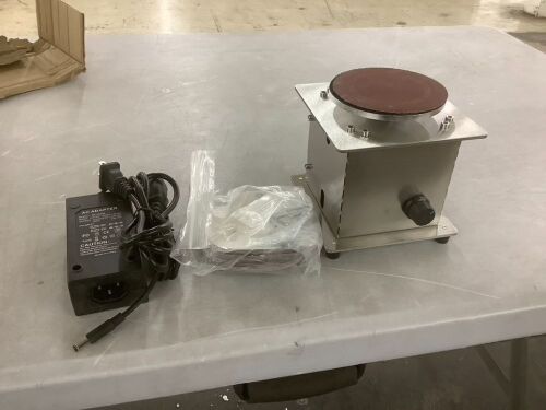 200W 4" Mini Disc Sander with Forward and Reverse Function - Lot 337