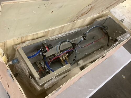 Pneumatic Paste Liquid Filling Machine 50-500ml Bottle Filler, - Lot 675