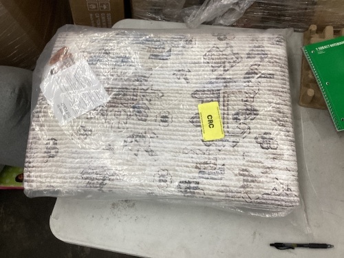 The Fold Unknown size no markins unopened - Lot 83WG