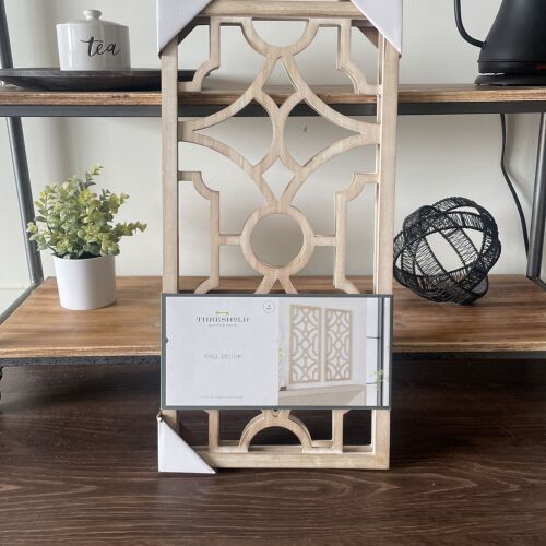 Threshold Wall Decor - Lot 106wg